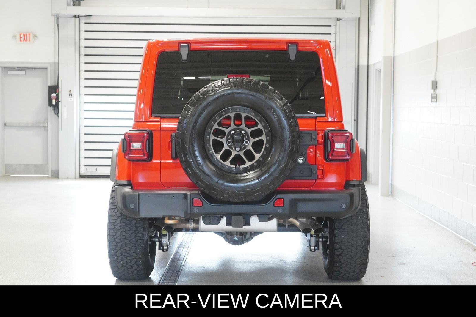Used 2023 Jeep Wrangler Unlimited Rubicon 392 w/ Xtreme Recon 35" Tire Package AWD/4WD image 5