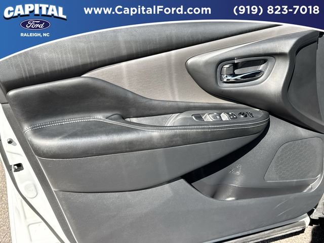 Used 2023 Nissan Murano SV w/ SV Midnight Edition Package FWD image 20