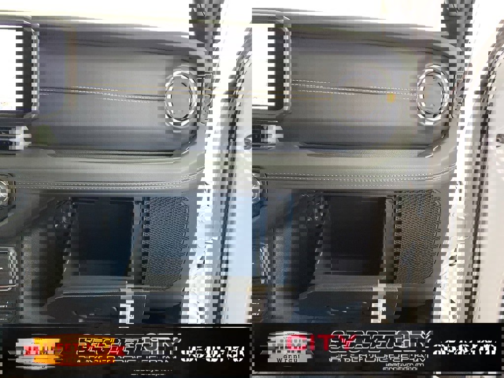 New 2026 Jeep Gladiator Sport image 34