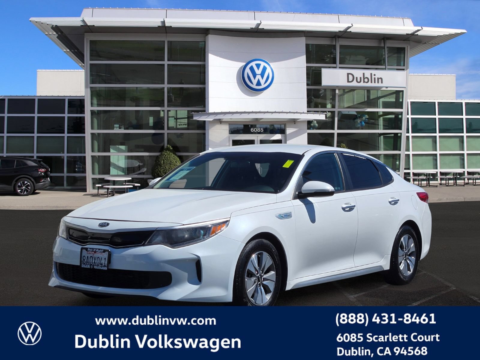 Used 2017 Kia Optima Premium FWD image 8