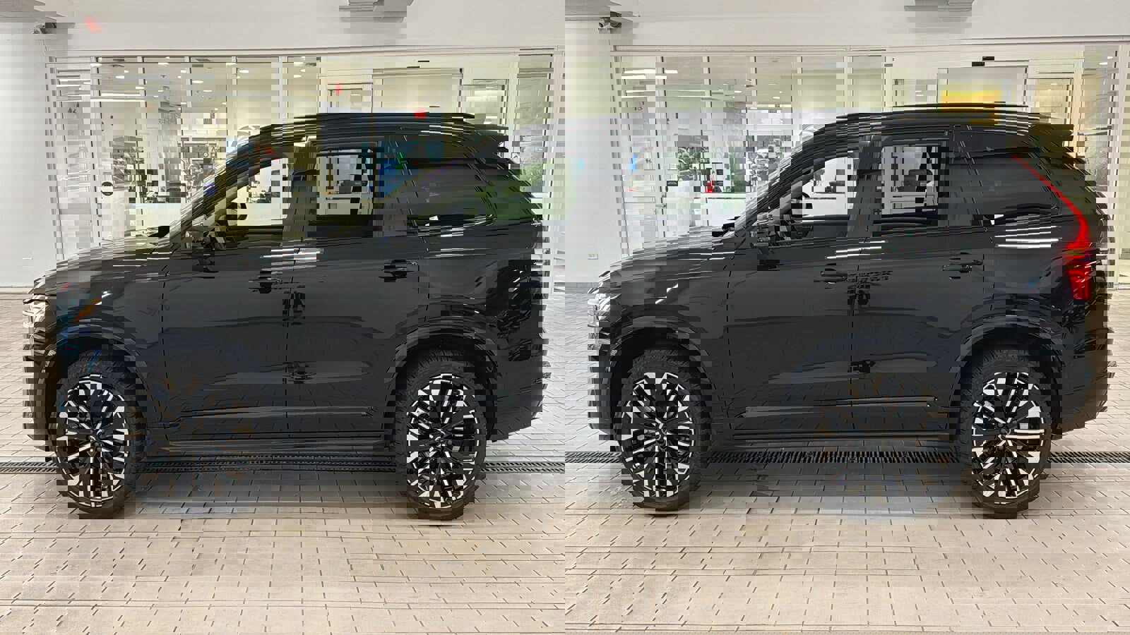 New 2026 Volvo XC90 B6 Ultra w/ Protection Package Premier image 8