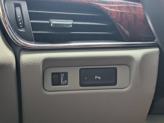 Used 2015 Cadillac ATS Luxury w/ Sun And Sound Package RWD image 24