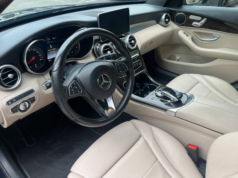 Used 2018 Mercedes-Benz C 300 4MATIC Sedan image 10