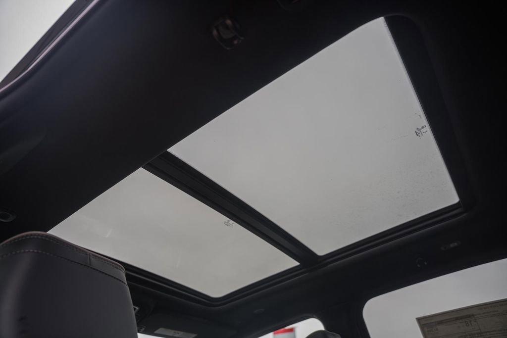 New 2026 RAM 1500 Laramie AWD/4WD image 40