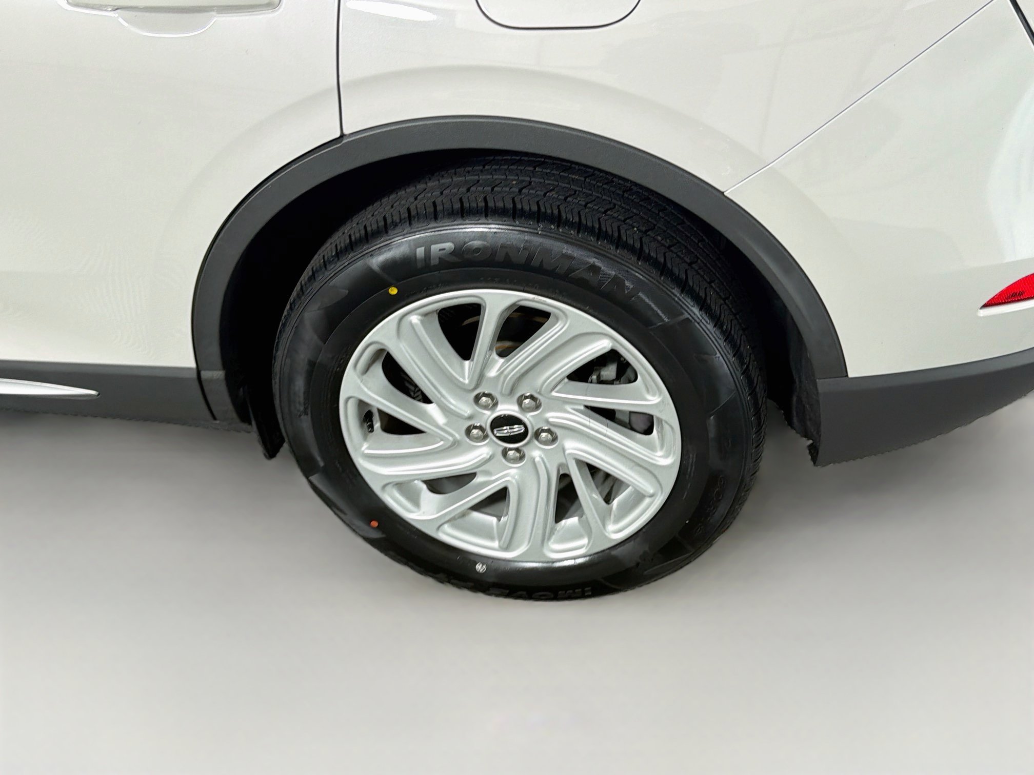 Used 2022 Lincoln Corsair FWD image 11