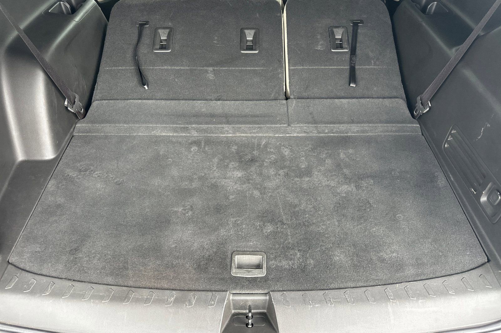 Used 2022 Chevrolet Traverse LS FWD image 15