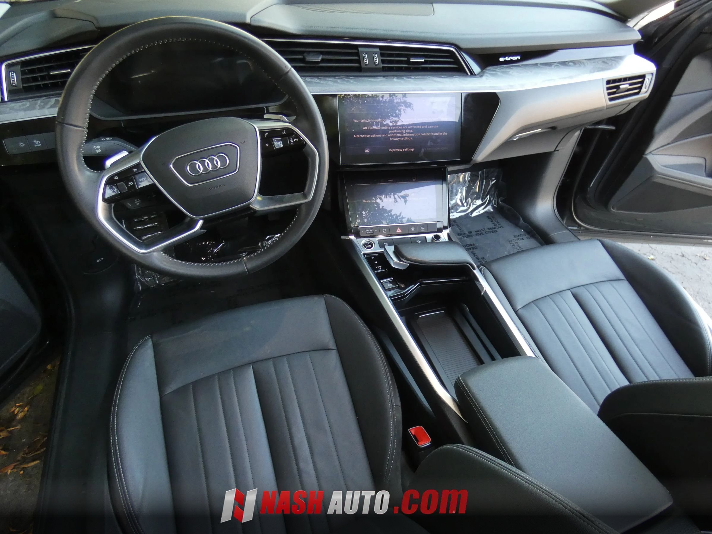 Used 2021 Audi e-tron Premium w/ Convenience Plus Package AWD/4WD image 23