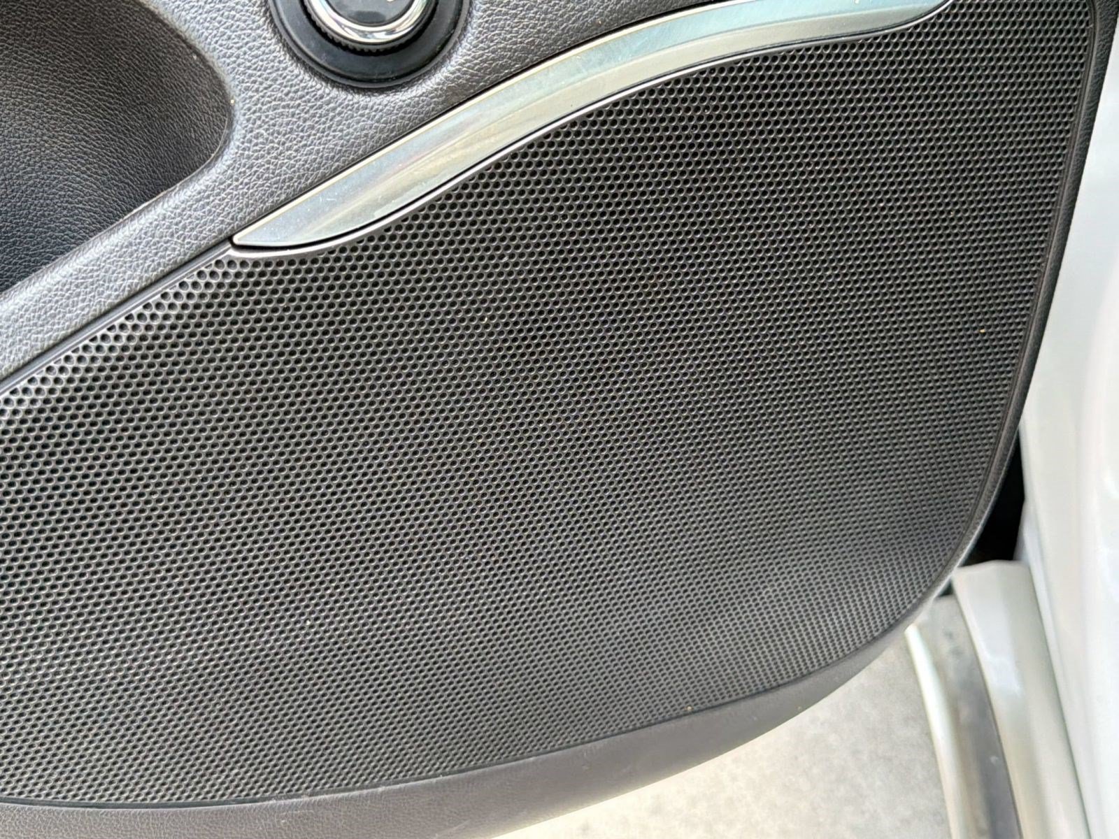 Certified 2018 Buick Enclave Essence FWD image 26