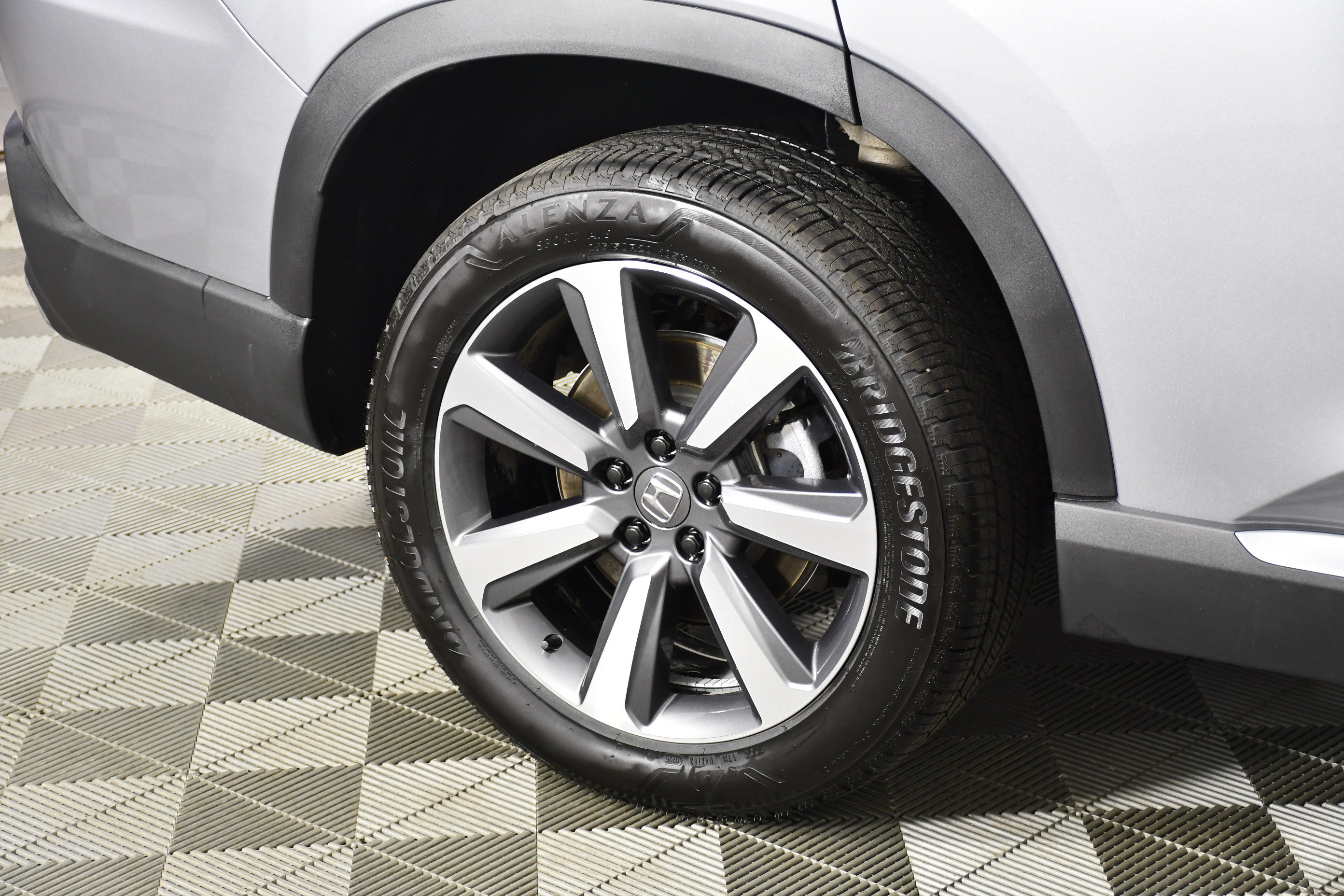 Certified 2025 Honda Pilot Elite image 57