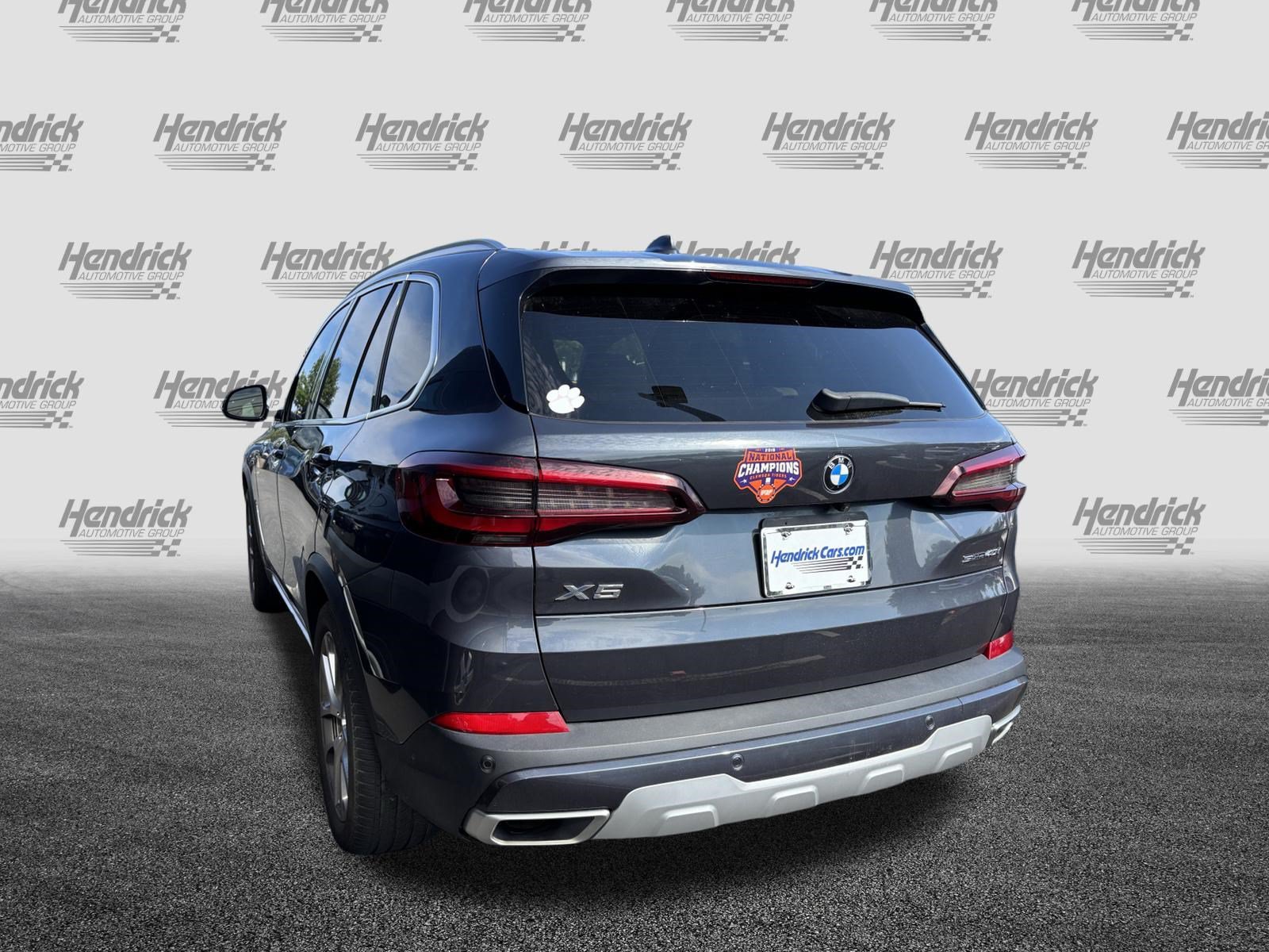 Used 2022 BMW X5 sDrive40i w/ Luxury Seating Package RWD image 8