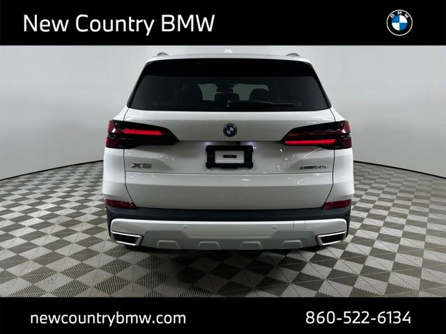 New 2026 BMW X5 xDrive50e w/ Climate Comfort Package image 6