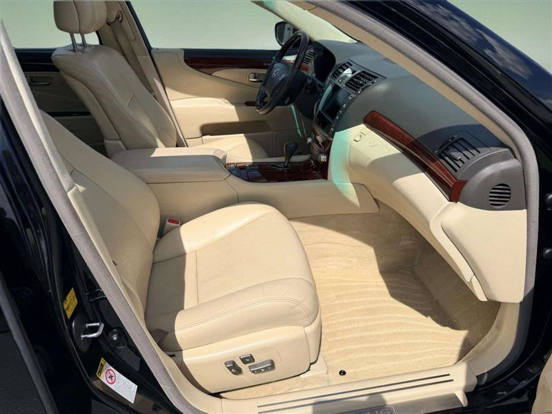 Used 2010 Lexus LS 460 L RWD image 25
