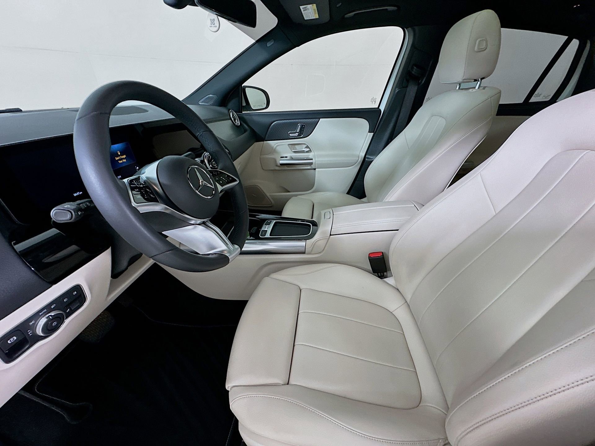 Certified 2025 Mercedes-Benz GLA 250 image 22