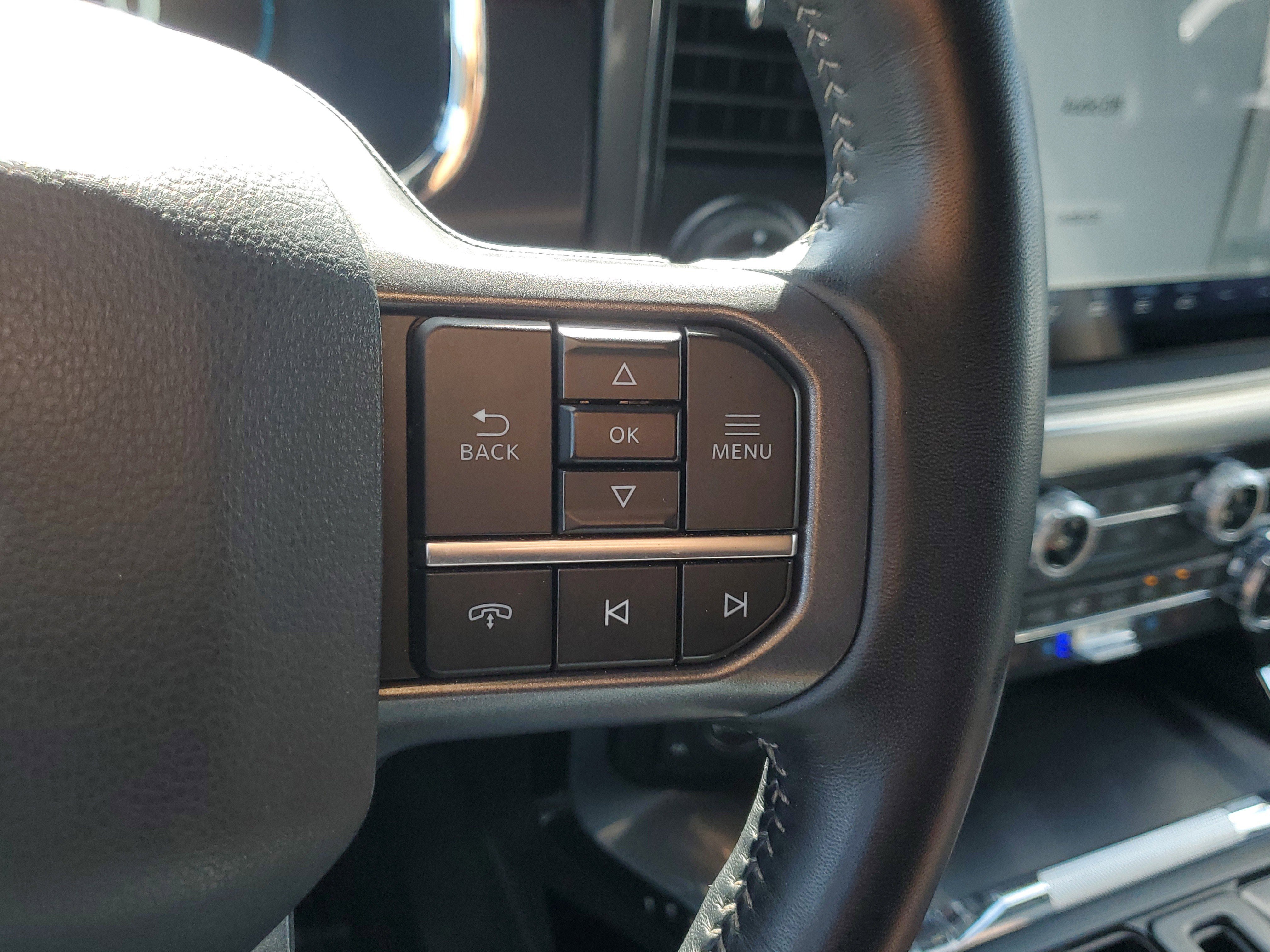 Used 2023 Ford F150 Lariat w/ Equipment Group 502A High image 25