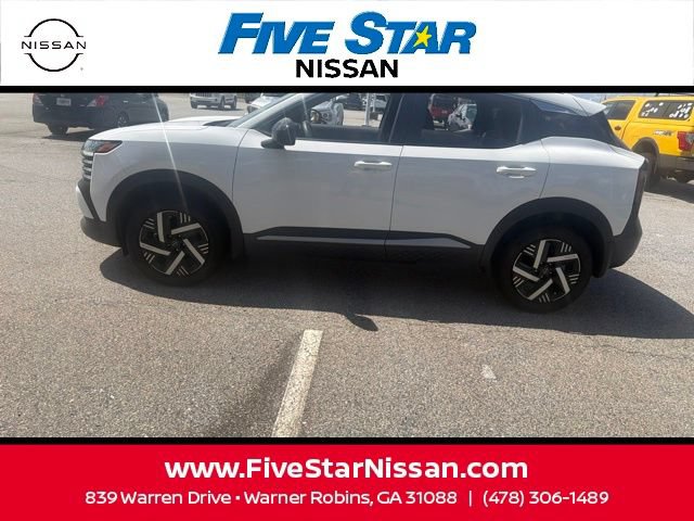 Used 2026 Nissan Kicks SV FWD image 15