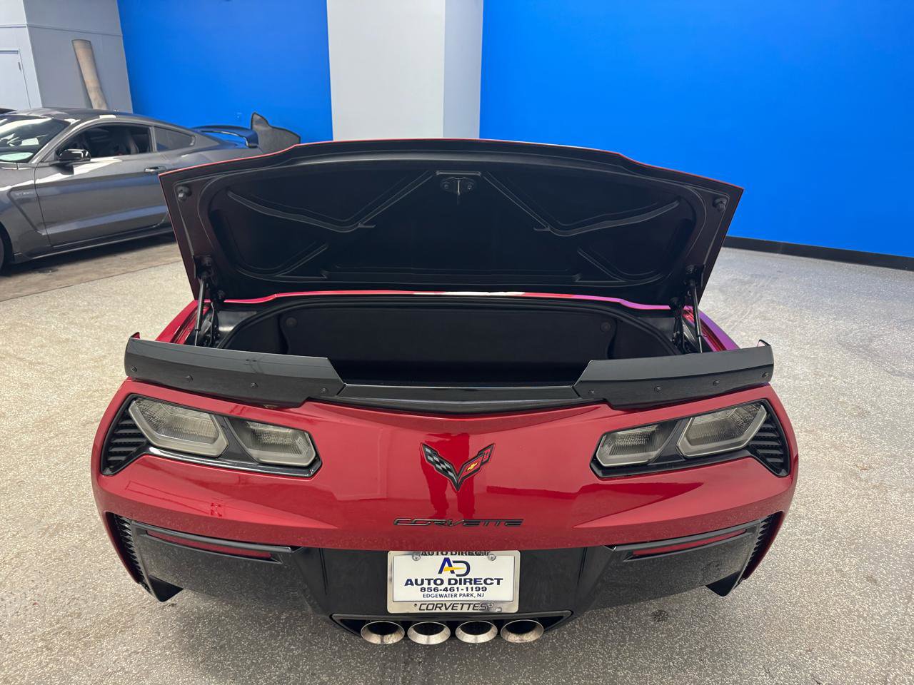 Used 2015 Chevrolet Corvette Z06 w/ 3LZ Preferred Equipment Group image 25