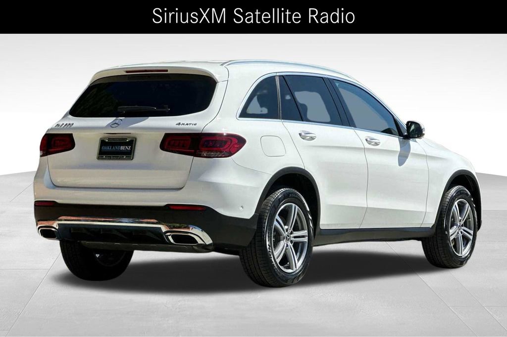 Certified 2022 Mercedes-Benz GLC 300 4MATIC w/ Premium Package Lite image 5
