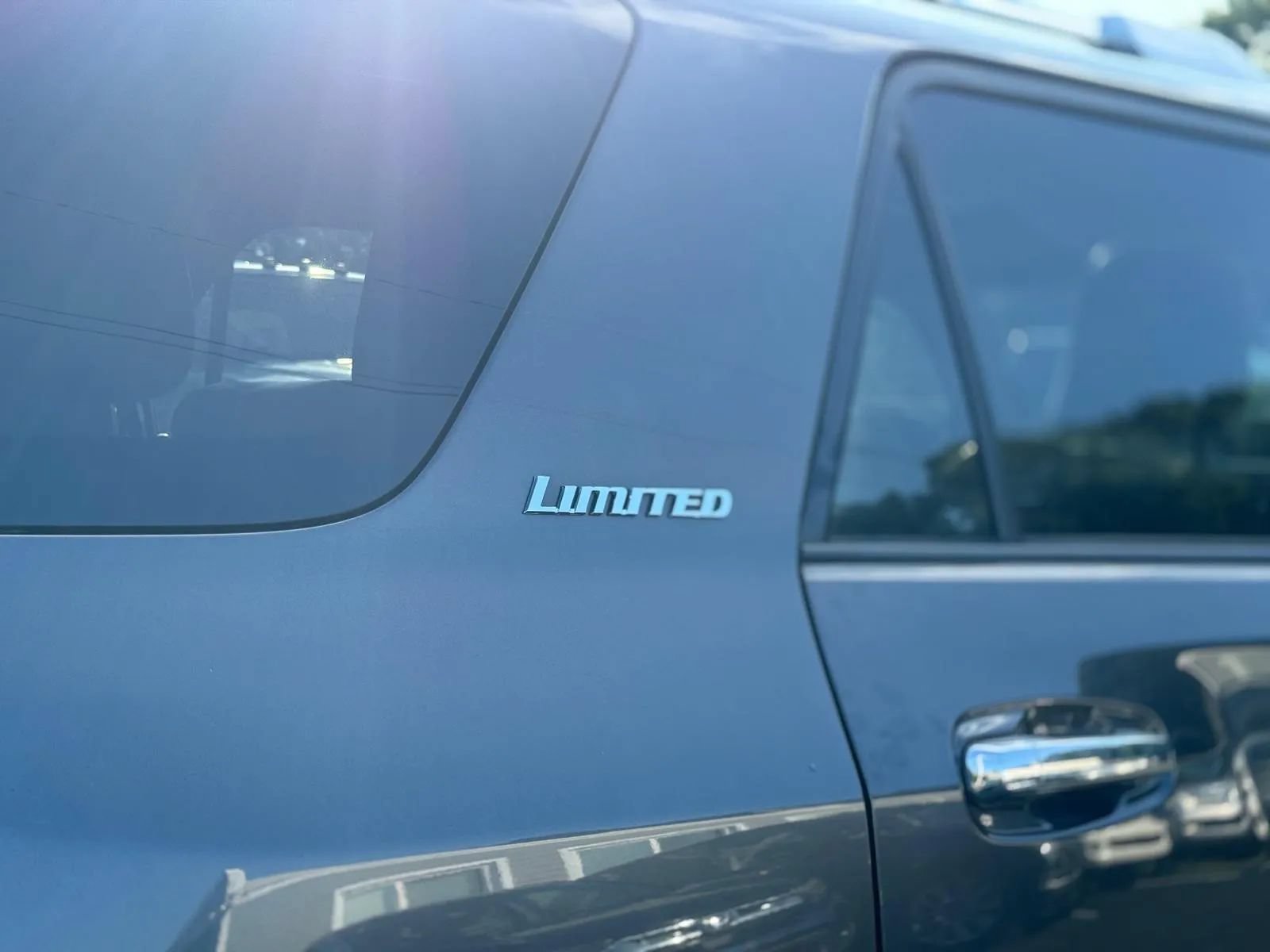 Used 2011 Toyota 4Runner Limited AWD/4WD image 10
