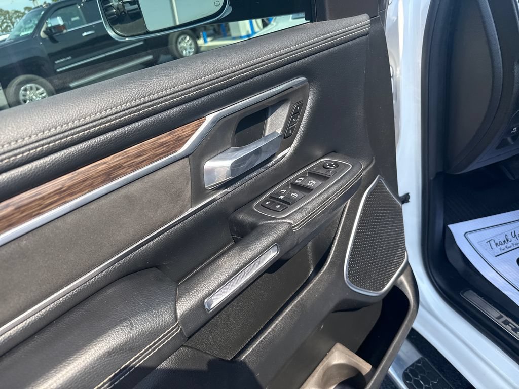 Used 2020 RAM 1500 Laramie AWD/4WD image 14