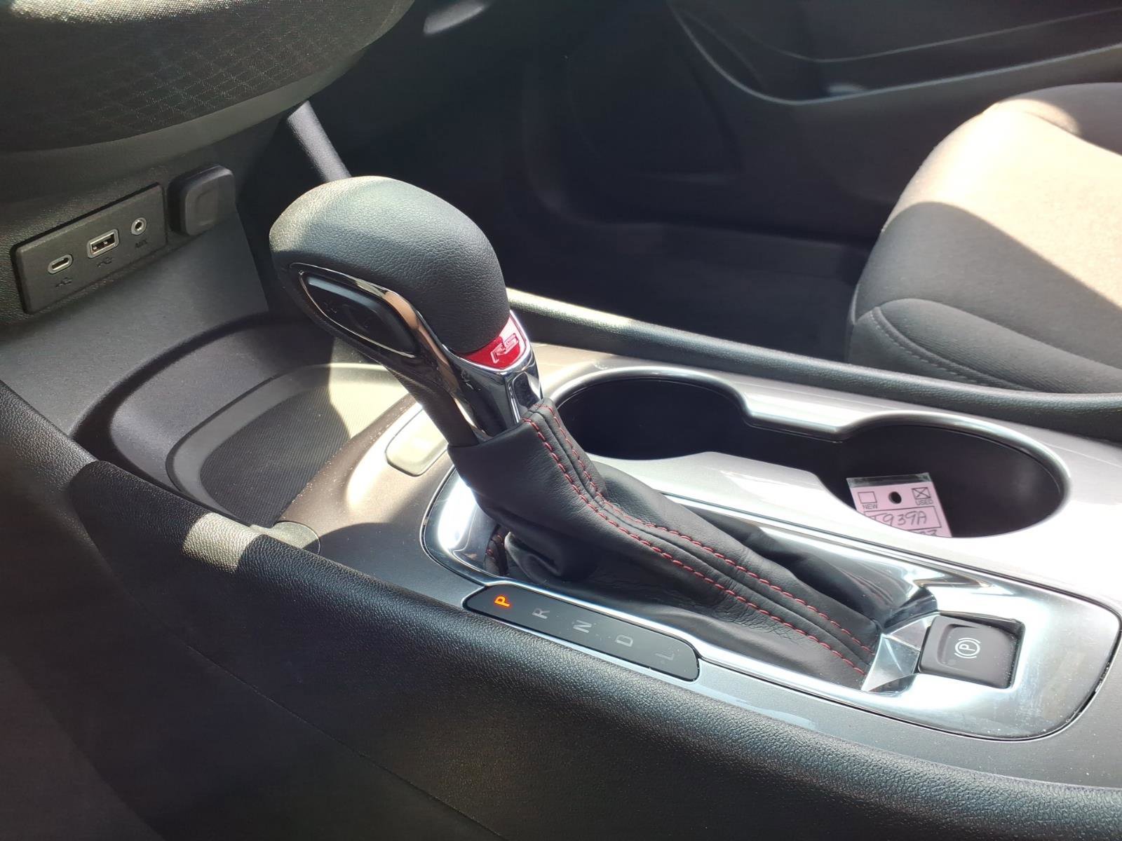 Used 2023 Chevrolet Malibu RS w/ Driver Confidence Package FWD image 13