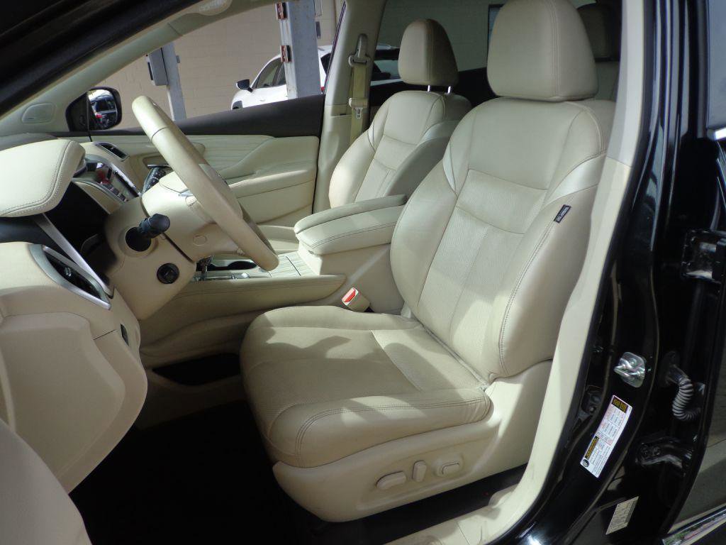 Used 2017 Nissan Murano Platinum w/ Platinum Technology Package image 14