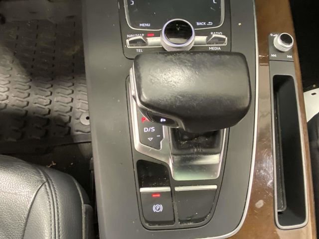 Used 2018 Audi Q5 2.0T Premium image 18