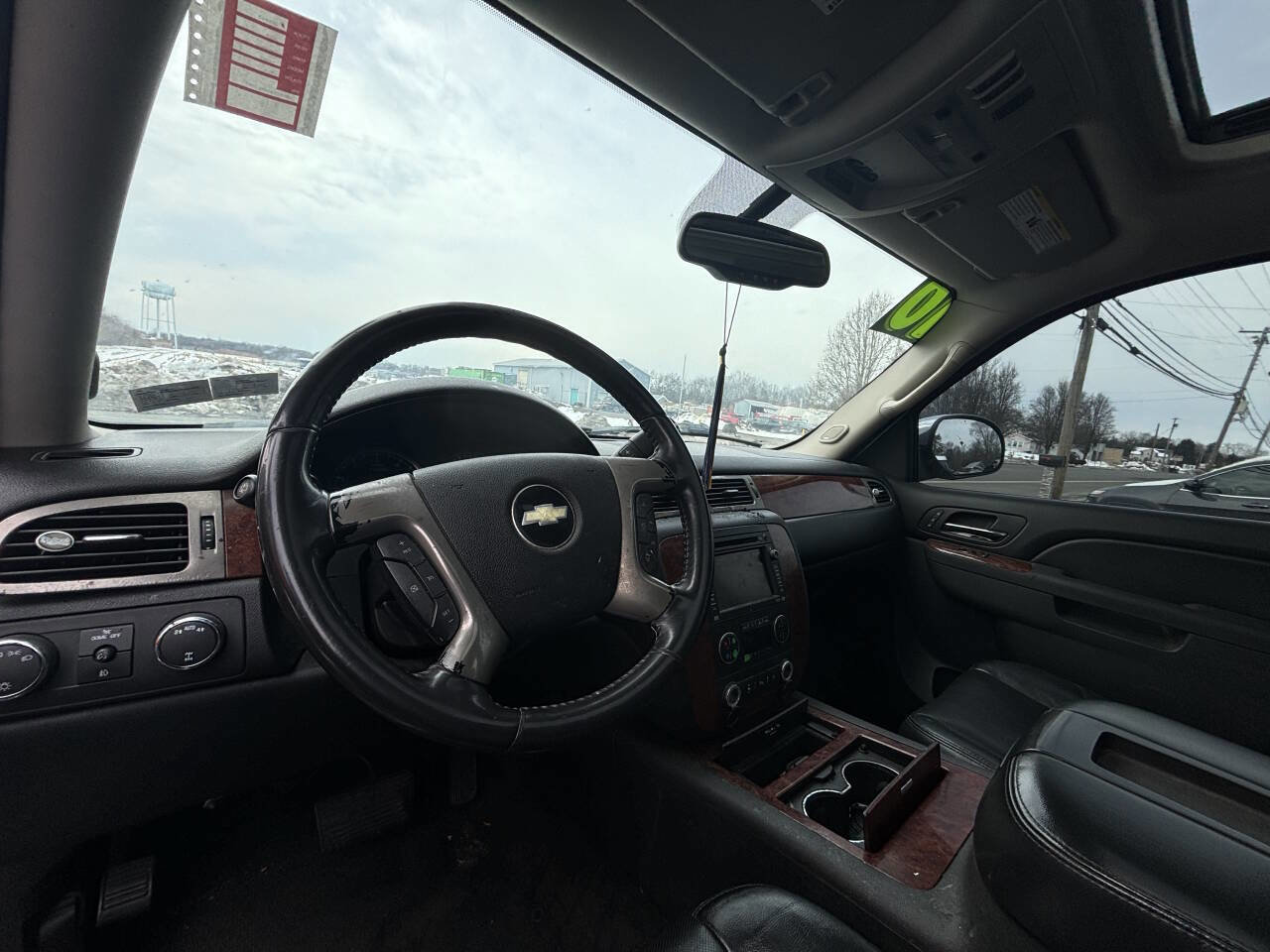 Used 2010 Chevrolet Tahoe LTZ image 13