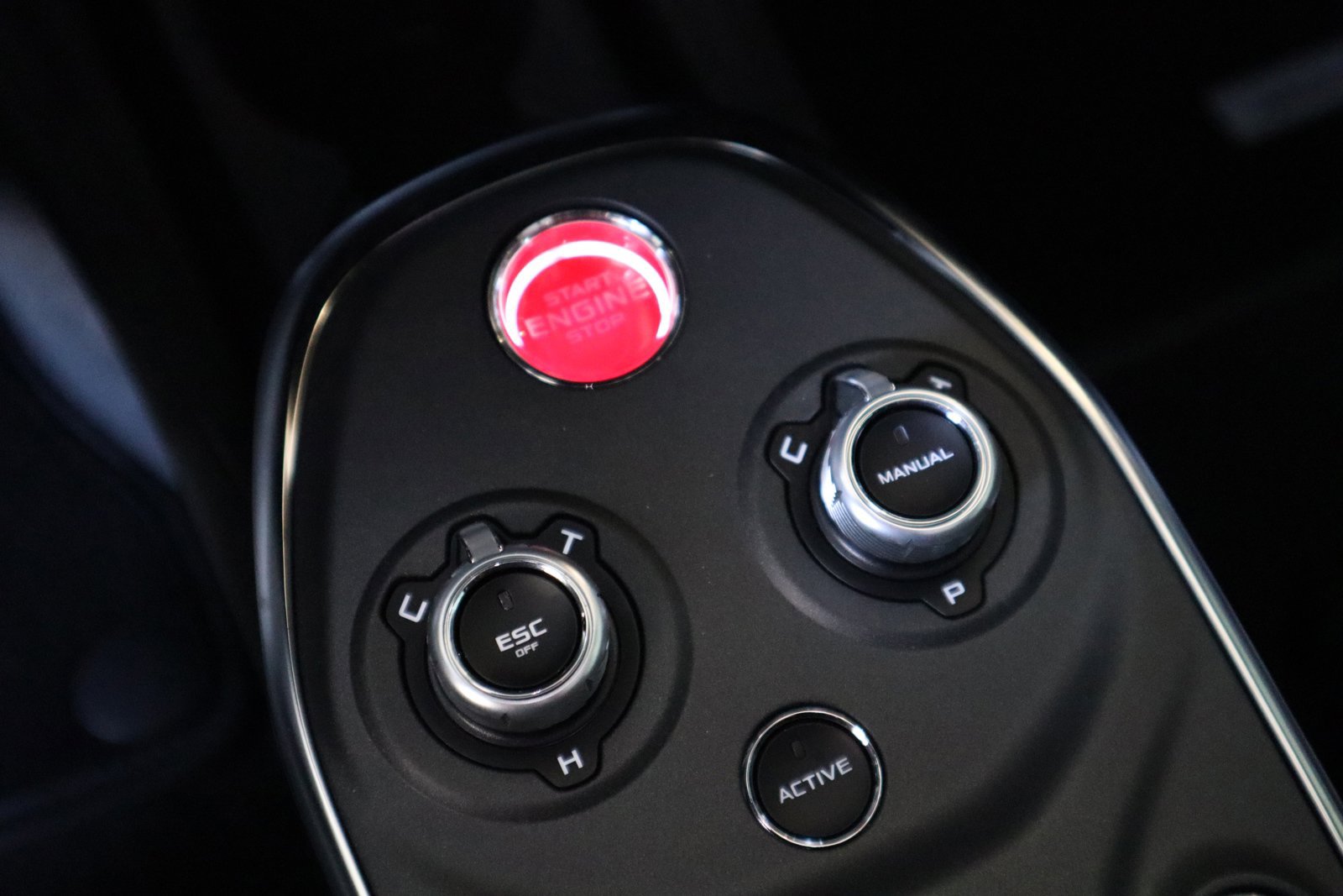 Used 2023 McLaren GT RWD image 12