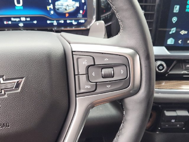 Used 2023 Chevrolet Silverado 1500 RST w/ Convenience Package II AWD/4WD image 29