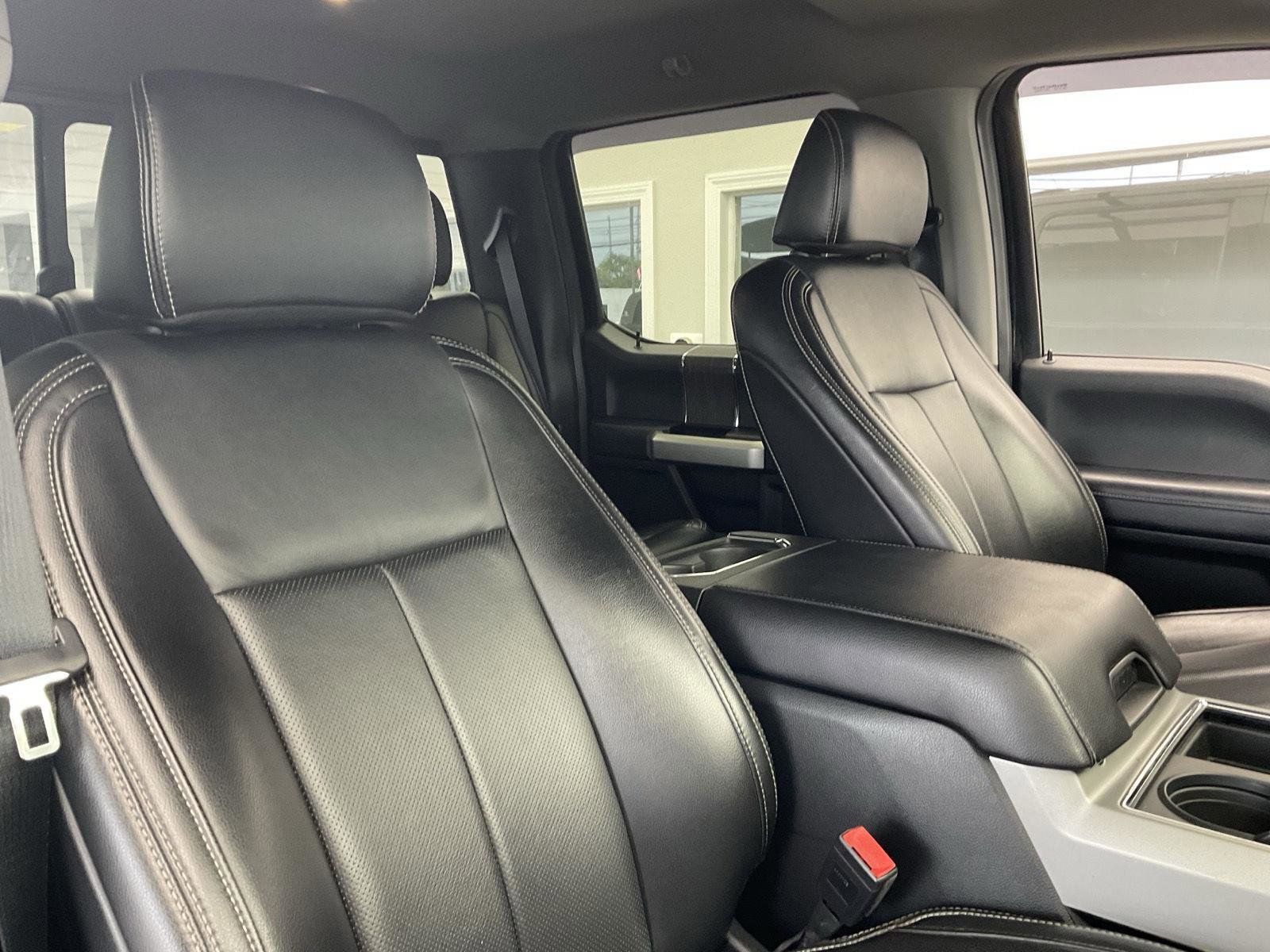 Used 2021 Ford F250 Lariat w/ Chrome Package image 14