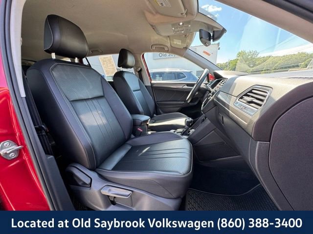 Used 2022 Volkswagen Tiguan SE image 24