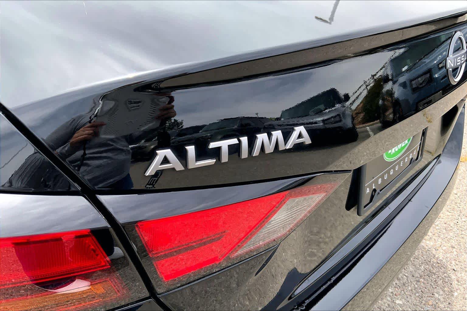 Used 2023 Nissan Altima 2.5 S FWD image 30