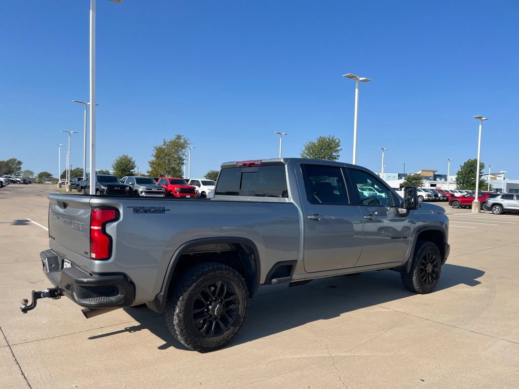 Used 2025 Chevrolet Silverado 2500 LT w/ Trail Boss Package AWD/4WD image 5