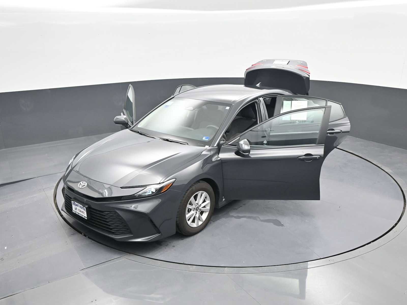 Used 2025 Toyota Camry LE w/ Convenience Package FWD image 41