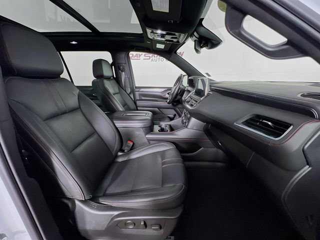 Used 2024 Chevrolet Suburban RST w/ Luxury Package image 43