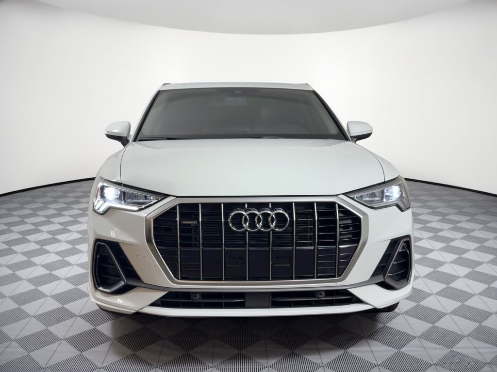 Certified 2025 Audi Q3 2.0T Premium w/ Convenience Package AWD/4WD image 6