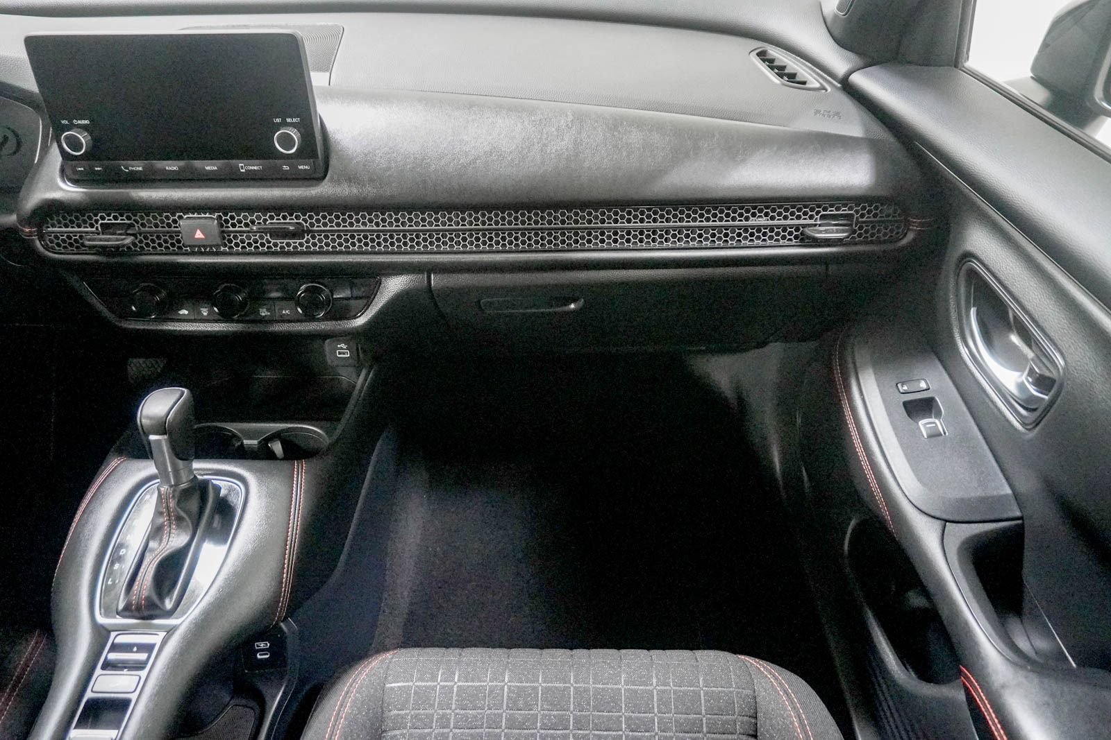 Used 2024 Honda HR-V Sport image 28