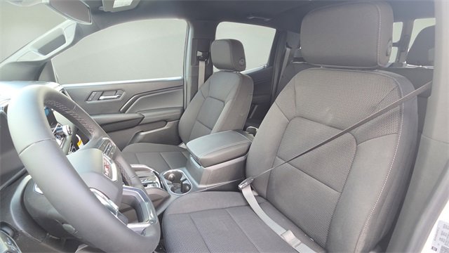 New 2026 GMC Canyon Elevation w/ Convenience Package image 28