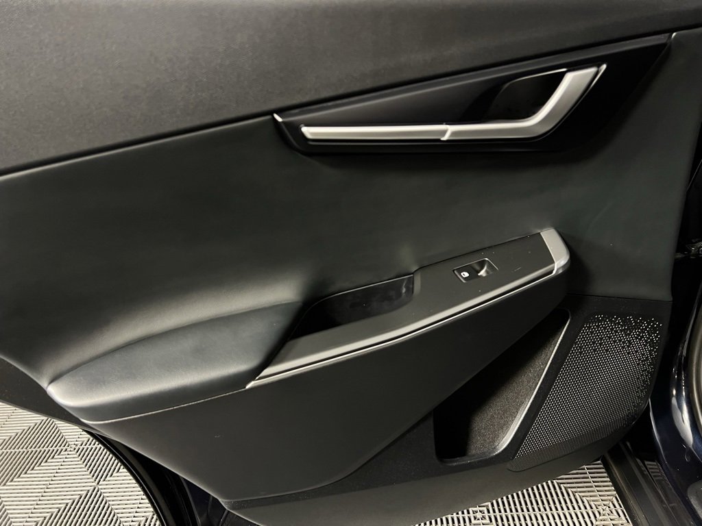 Used 2024 Kia EV6 Light image 30