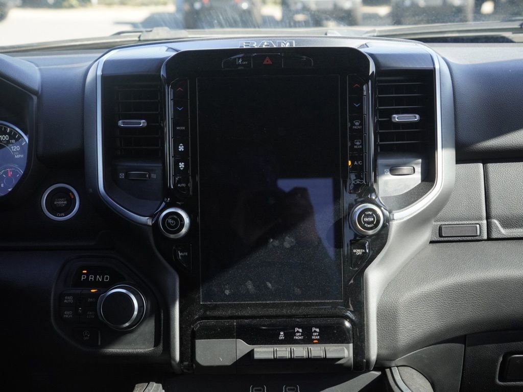 Certified 2025 RAM 1500 Big Horn image 24
