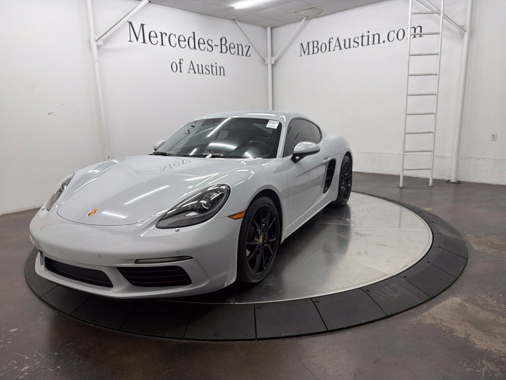 Used 2025 Porsche 718 Cayman RWD image 3