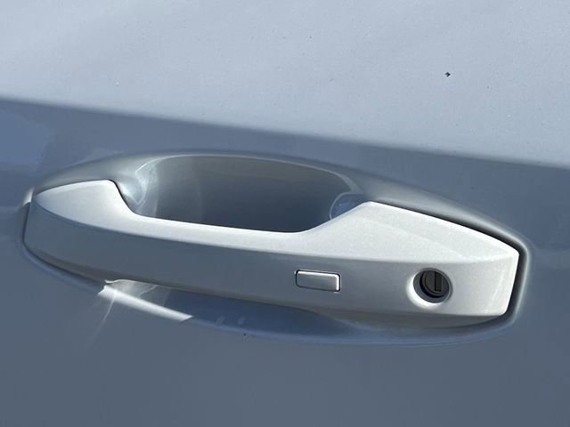 Certified 2025 Nissan Murano SV image 31