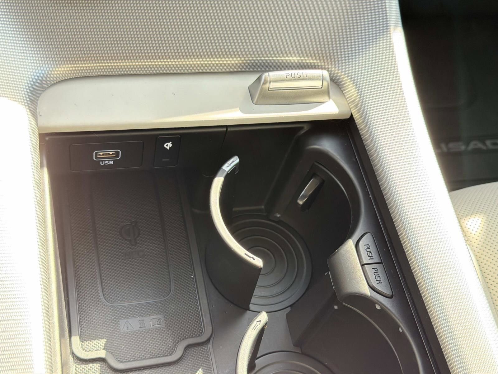 Used 2025 Hyundai Palisade Calligraphy FWD image 28