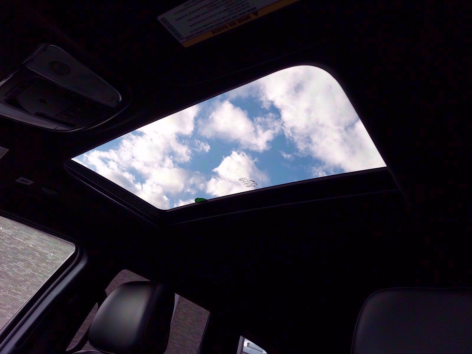 Used 2018 Jeep Grand Cherokee Altitude image 14