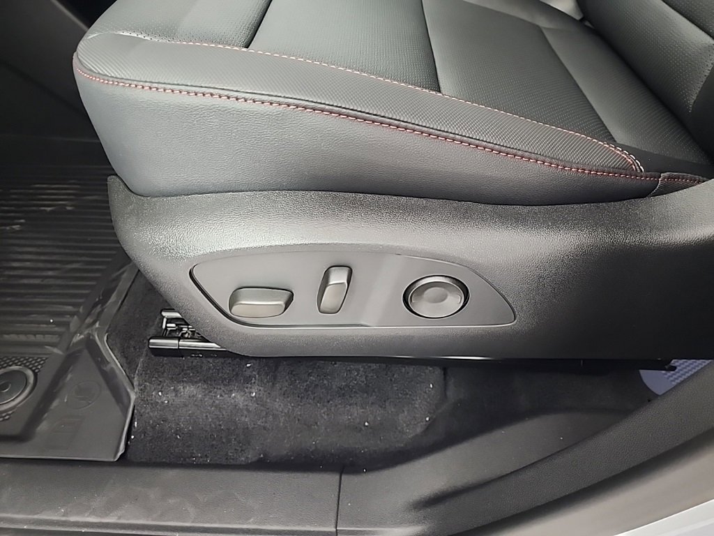 New 2026 Chevrolet Traverse Z71 w/ Driver Confidence Package image 25