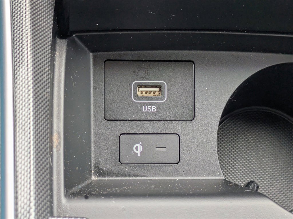 Certified 2022 Hyundai Santa Fe Limited image 23