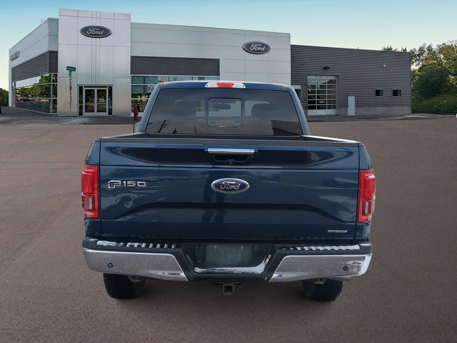 Used 2015 Ford F150 Lariat image 10