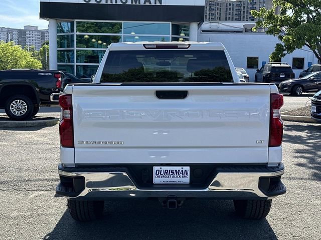 Used 2022 Chevrolet Silverado 1500 LT AWD/4WD image 3