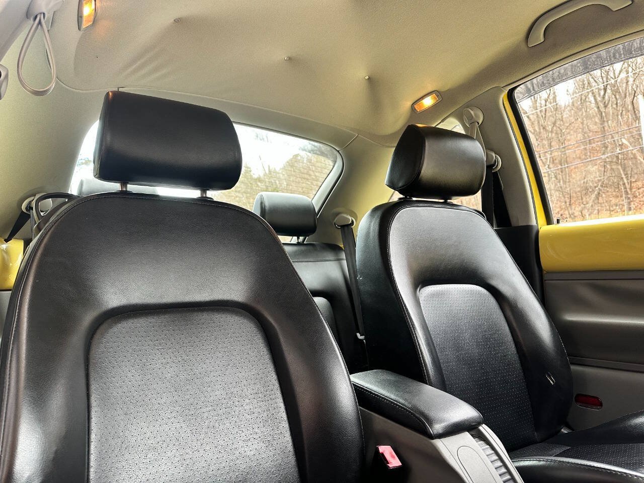 Used 2005 Volkswagen Beetle GL FWD image 16