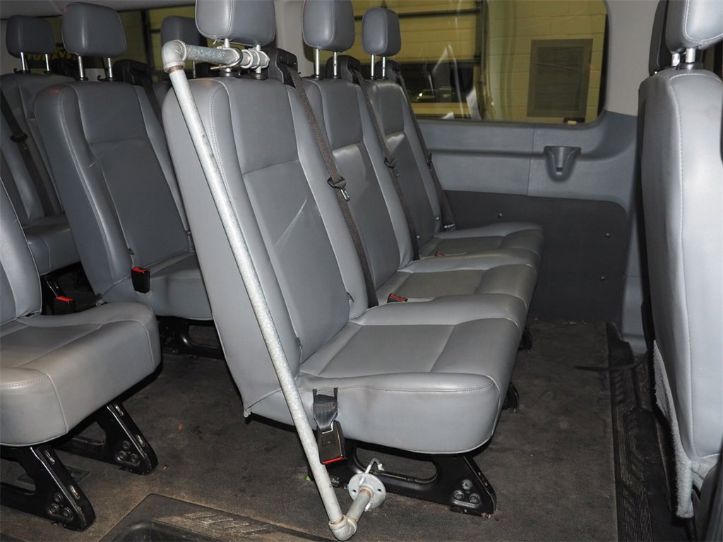 Used 2016 Ford Transit 350 XL image 8